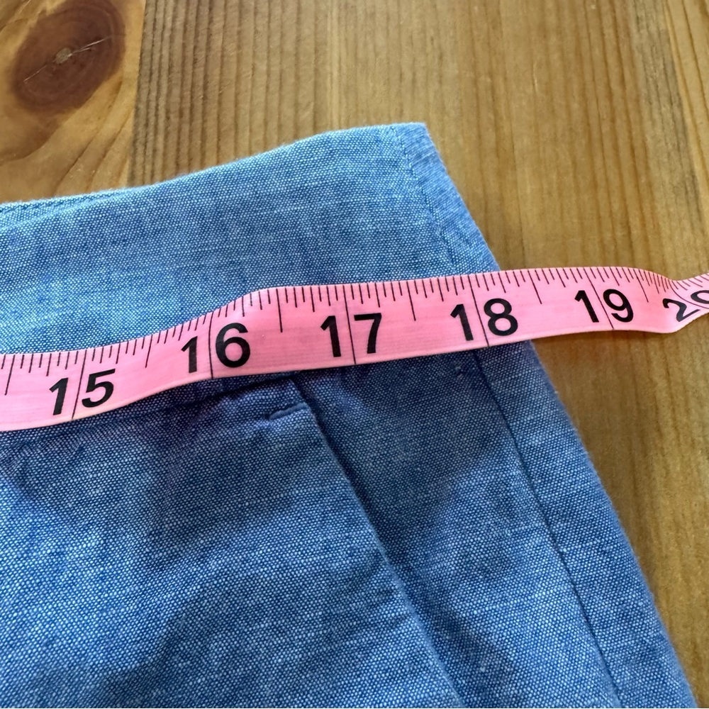 Talbots 100% Cotton Chambray Blue Denim Scalloped 5” Shorts Mid-Rise - Picture 6 of 9